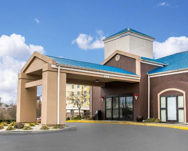 Rodeway Inn image 11