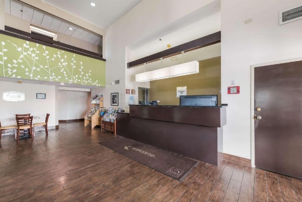 Rodeway Inn image 16