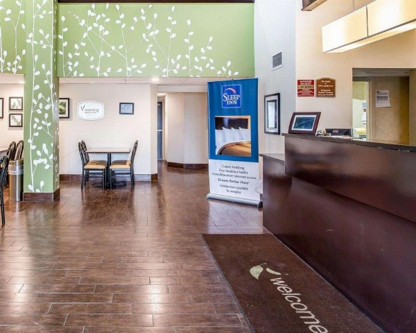 Rodeway Inn image 23